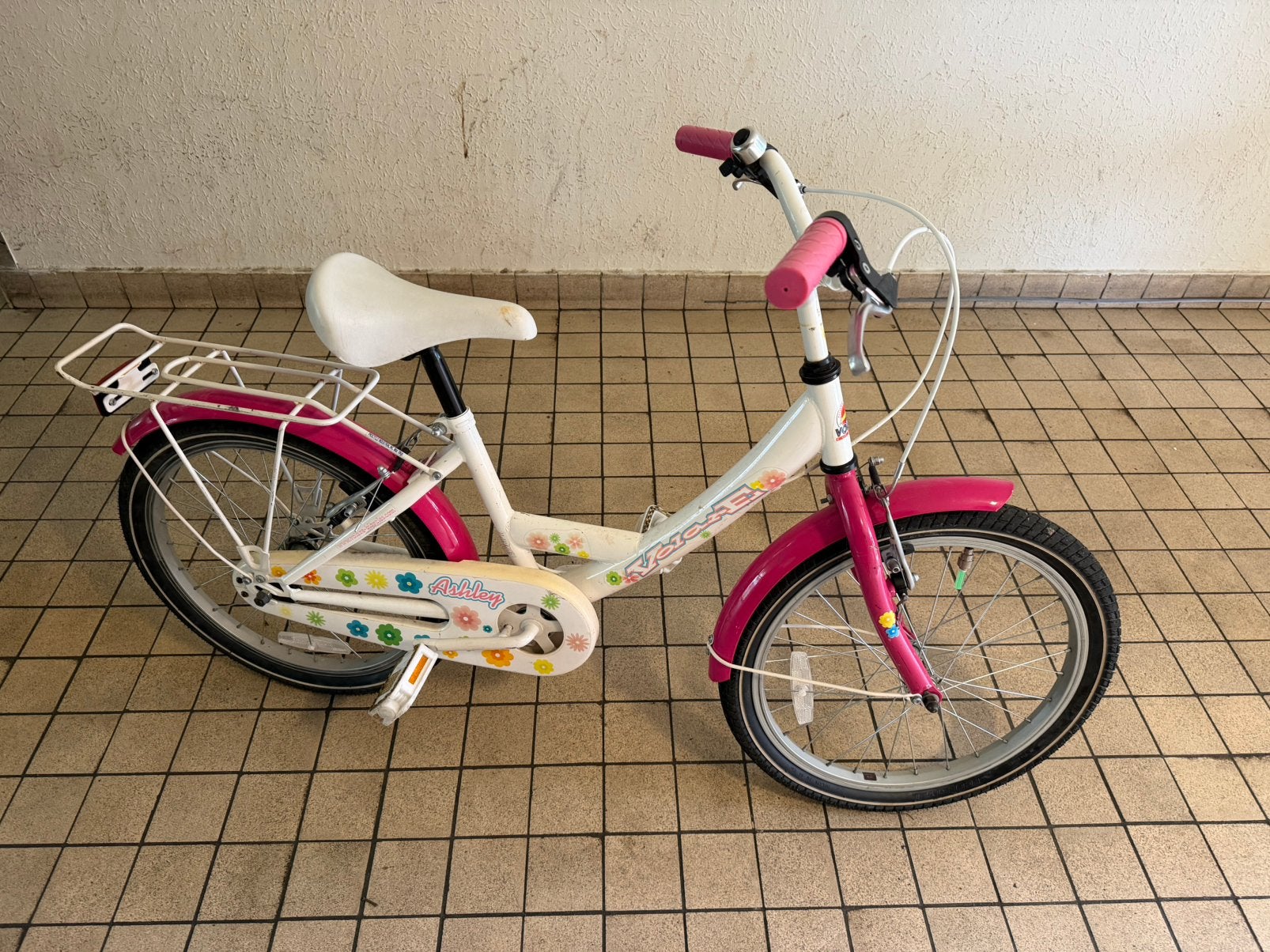 Kinder meisje fiets/kinder jonge fiets /kinder step, Ophalen of Verzenden, Zo goed als nieuw, 18 inch