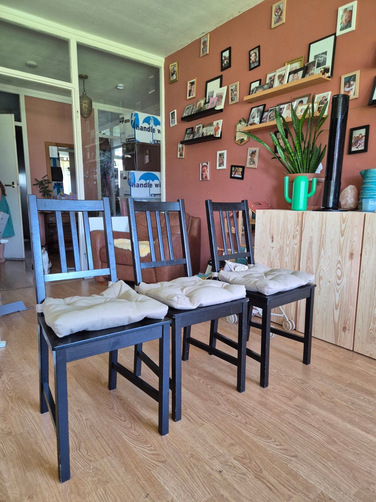 3 Zwarte houten ikea STEFAN stoelen met kussens, Huis en Inrichting, Stoelen, Ophalen, Gebruikt, Drie, Zwart