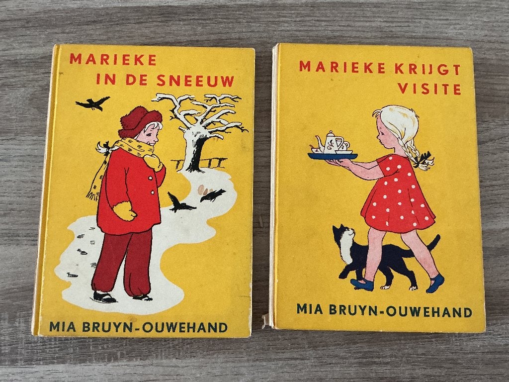 Marieke in de sneeuw / Marieke krijgt visite - Mia Bruyn, Ophalen of Verzenden, Gelezen, Mia Bruyn - Ouwehand, Fictie algemeen