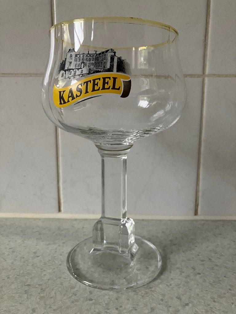 Kasteel glas met kasteel voet 2014, Ophalen, Gebruikt, Glas of Glazen, Overige merken