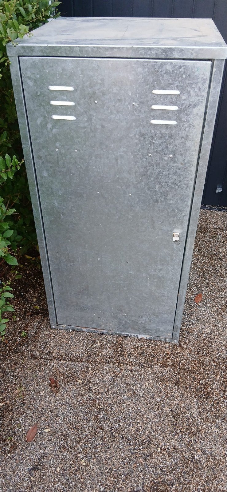 Metalen zadelkast van 60x60x120, Ophalen, Zo goed als nieuw