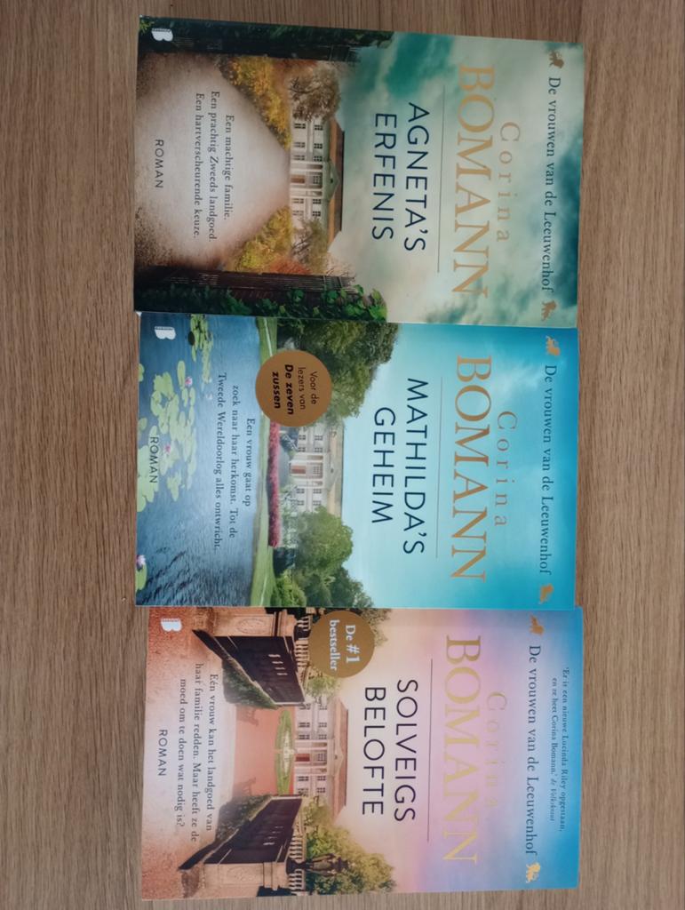 3x Corina Bomann (voor de lezers van de Zeven Zussen), Ophalen of Verzenden, Gelezen