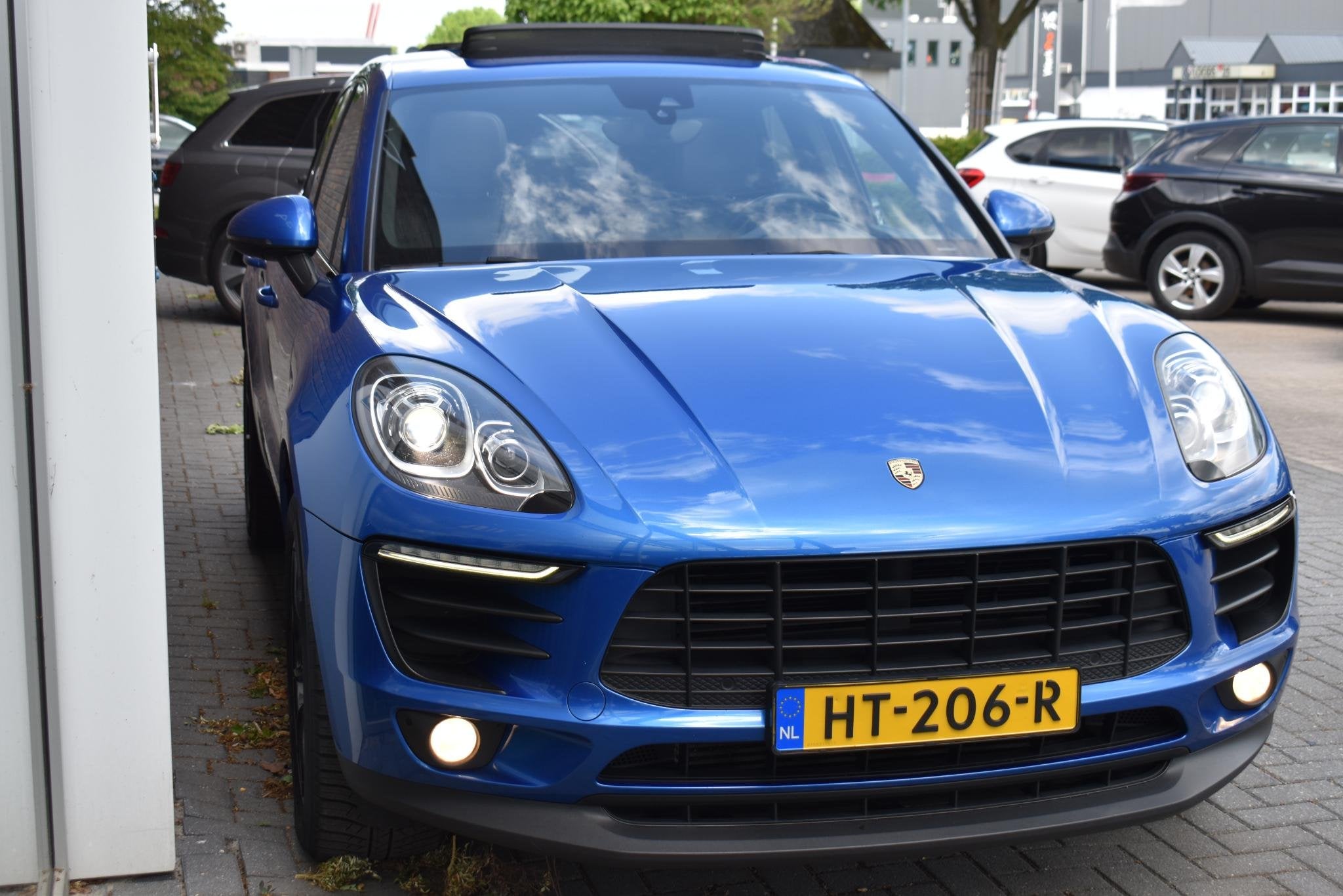 Porsche Macan 3.0 D PANODAK LED LUCHTVERING NAVI XENON, Automaat, Verwarmde buitenspiegels, Gebruikt, 258 pk