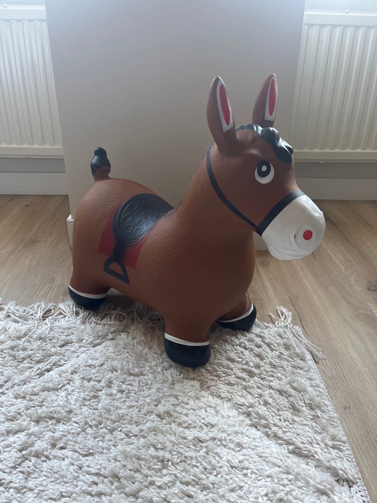 Opblaasbaar Springpaard, Ophalen, Zo goed als nieuw