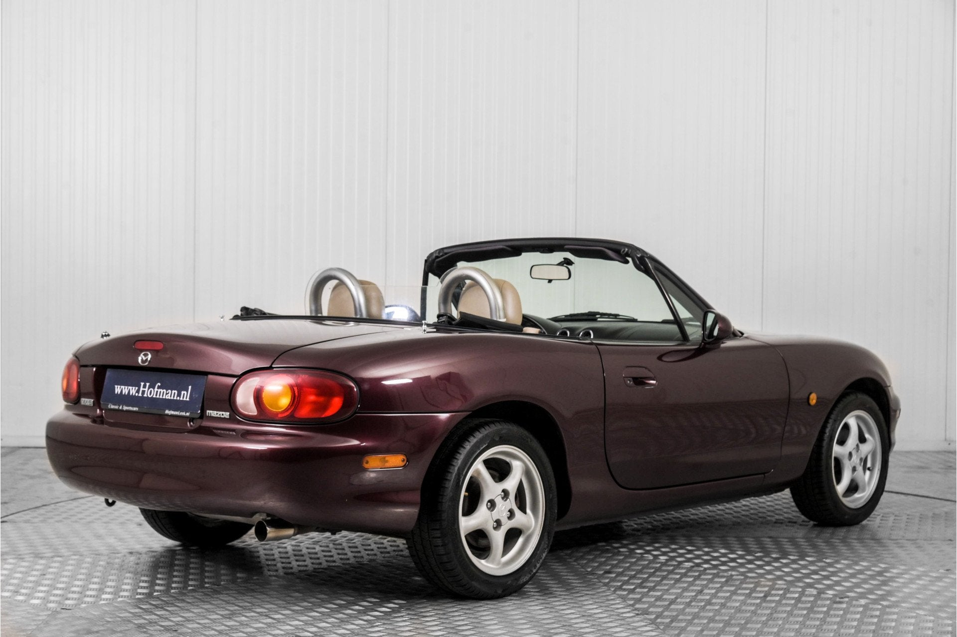 Mazda MX-5 MX-5 1.6i Miracle (bj 2000), Euro 2, Achterwielaandrijving, 4 cilinders, Cabriolet