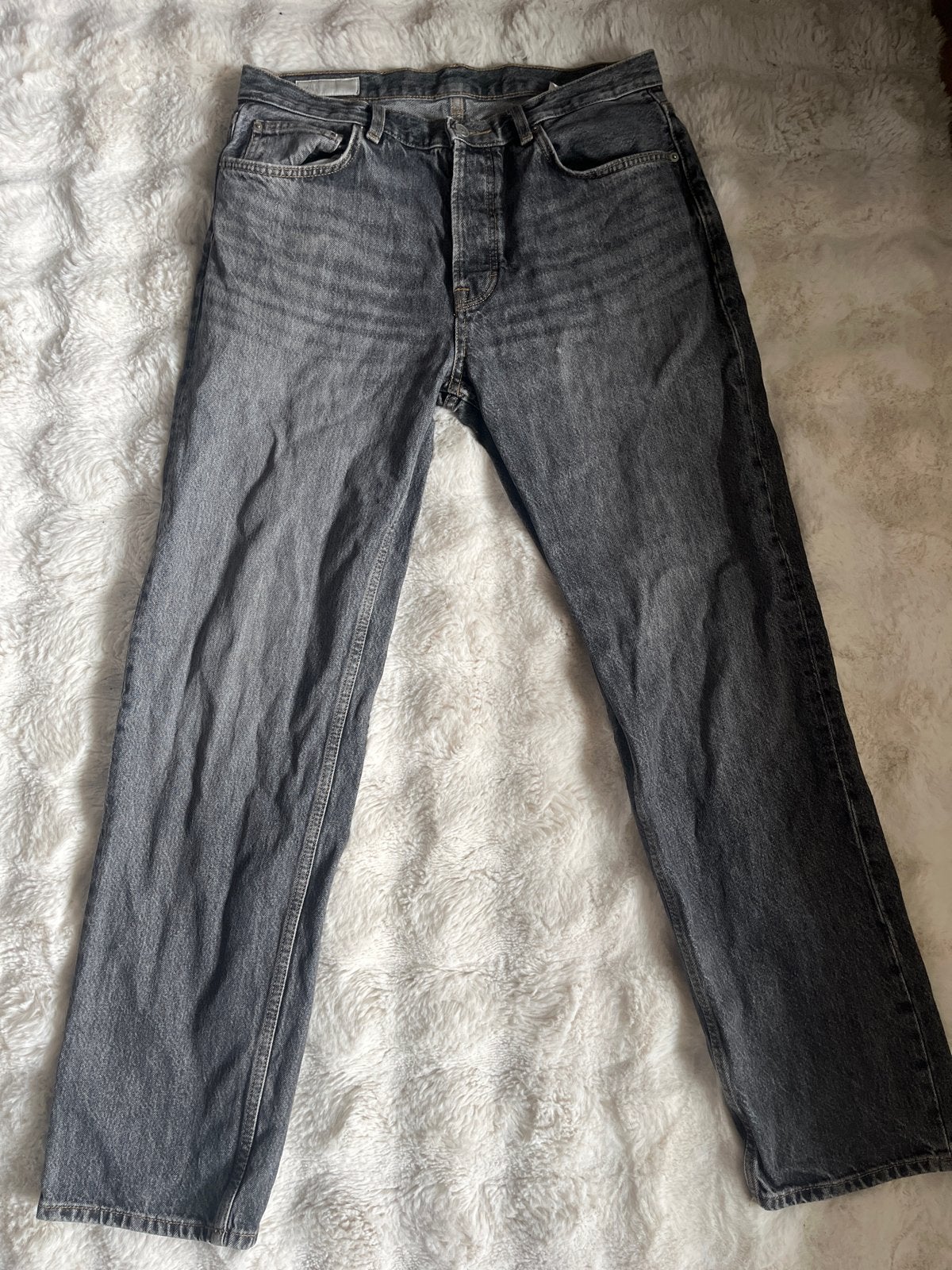 Zwarte spijkerbroek heren - Maat 42 (Zara), Ophalen of Verzenden, Zo goed als nieuw, Zwart, W33 - W34 (confectie 48/50)