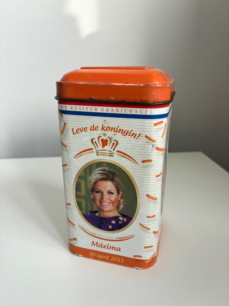 De Ruyter busje van oranje hagel., Ophalen of Verzenden, Kaart, Foto of Prent