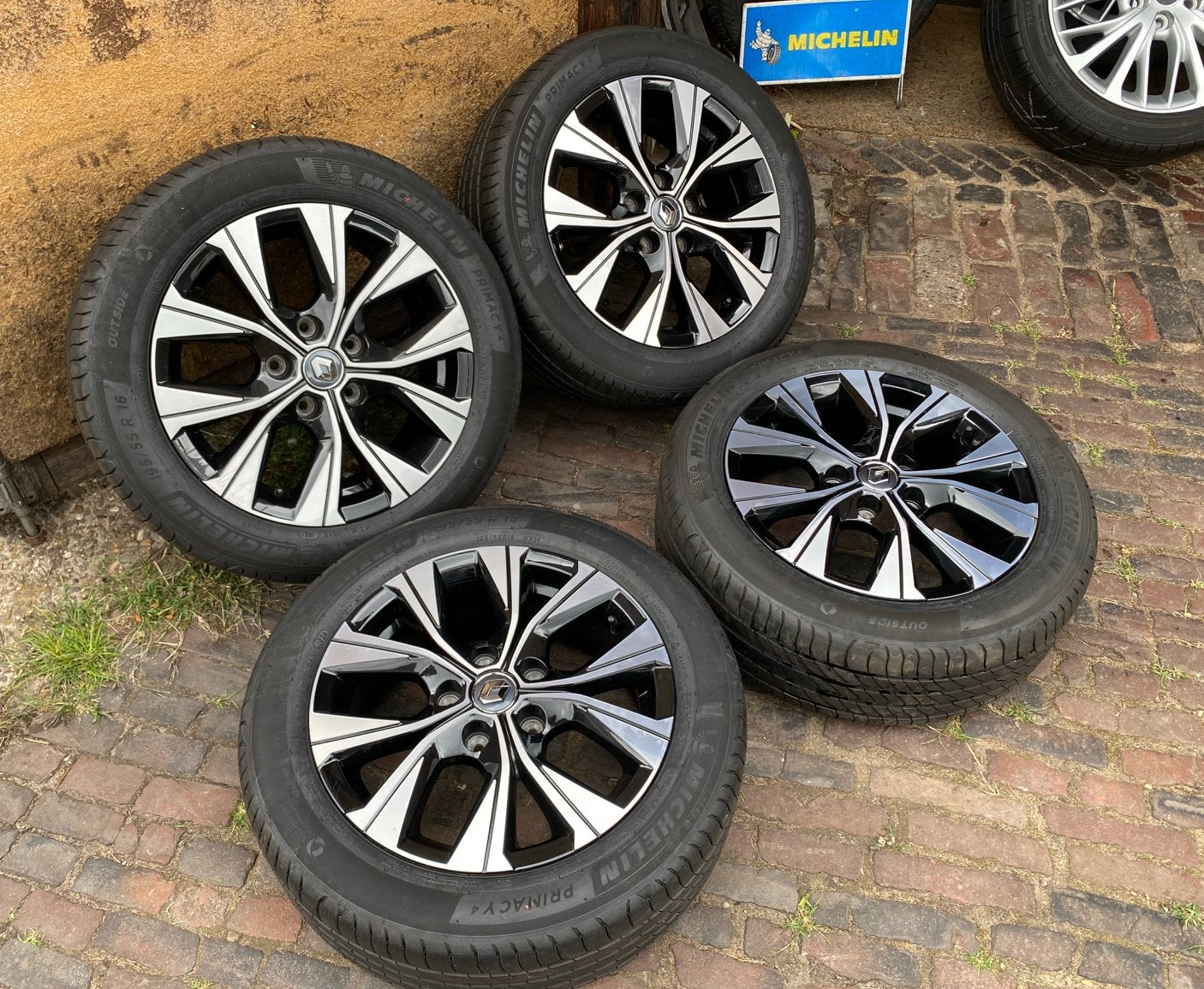 NIEUWE 195/55R16 Michelin banden op mooie Renault Zoe velgen, Auto-onderdelen, 16 inch, Banden en Velgen, Nieuw, Ophalen of Verzenden