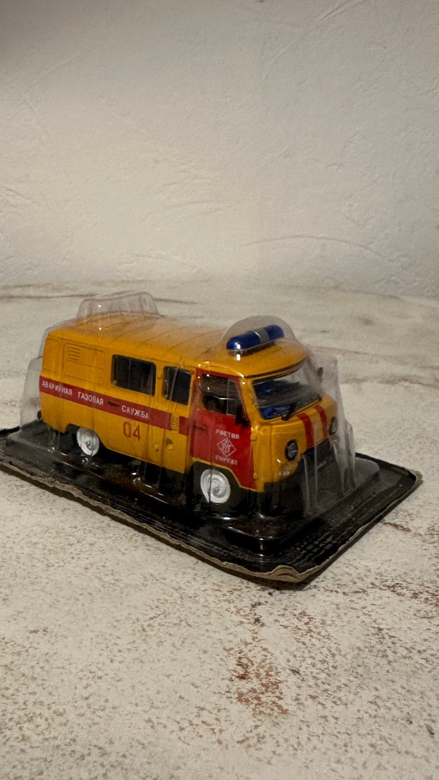 UAZ-3909 “Bukhanka” – Emergency Gas Service – 1:43 Diecast, Ophalen, Zo goed als nieuw, Bus of Vrachtwagen, Overige merken