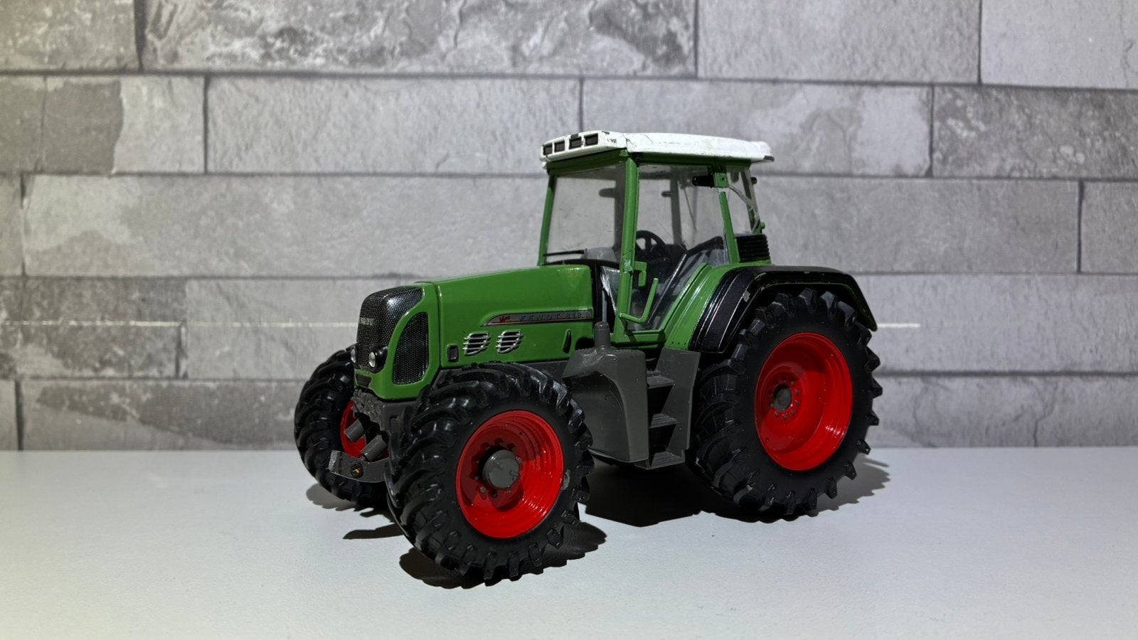Fendt 818 Universal Hobbies sloper, Hobby en Vrije tijd, Ophalen of Verzenden, Zo goed als nieuw, Tractor of Landbouw, Universal Hobbies