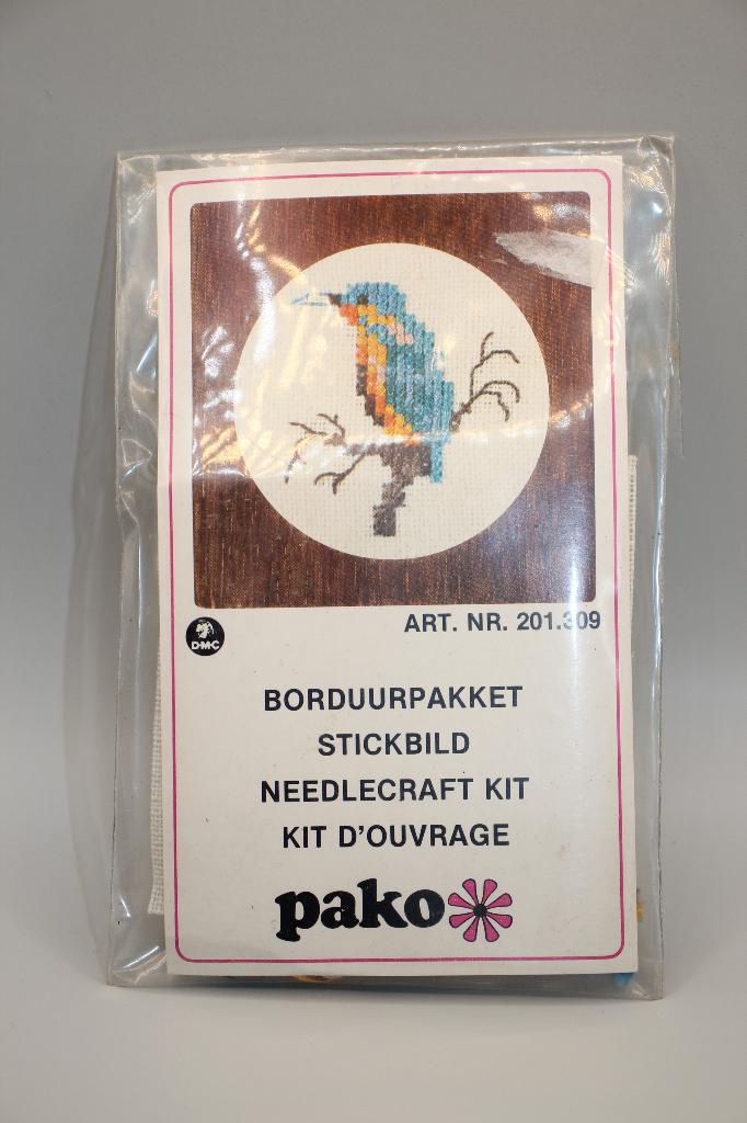 Borduurpakket Pako DMC IJsvogel #4205, Ophalen of Verzenden, Nieuw, Handborduren, Borduurpakket