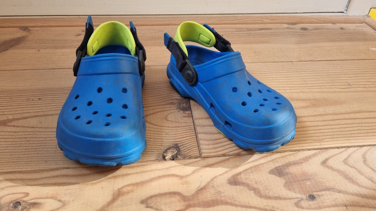 Crocs Classic All Terrain Clog Maat 32/33 US J1, Schoentjes, Crocs, Jongetje of Meisje, Ophalen of Verzenden