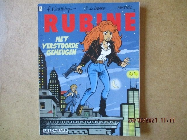 adv3795 rubine, Eén stripboek, Ophalen, Gelezen