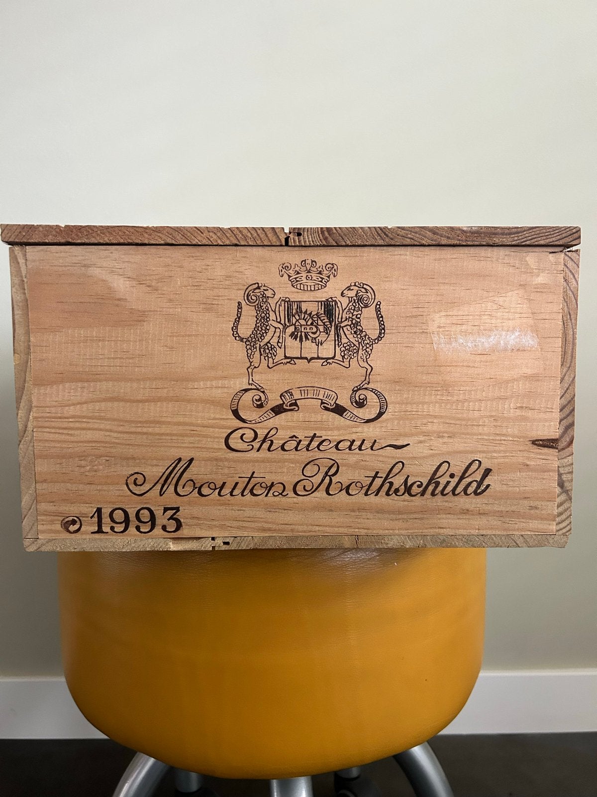 Mouton Rothschild 1993. Lege flessen met kist, Verzamelen, Ophalen of Verzenden, Gebruikt, Frankrijk, Rode wijn