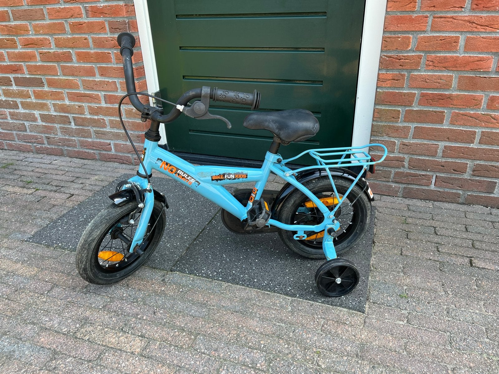 Leuke kinderfiets, Fietsen en Brommers, Fietsen | Kinderfietsjes, Minder dan 16 inch, Zijwieltjes, Ophalen