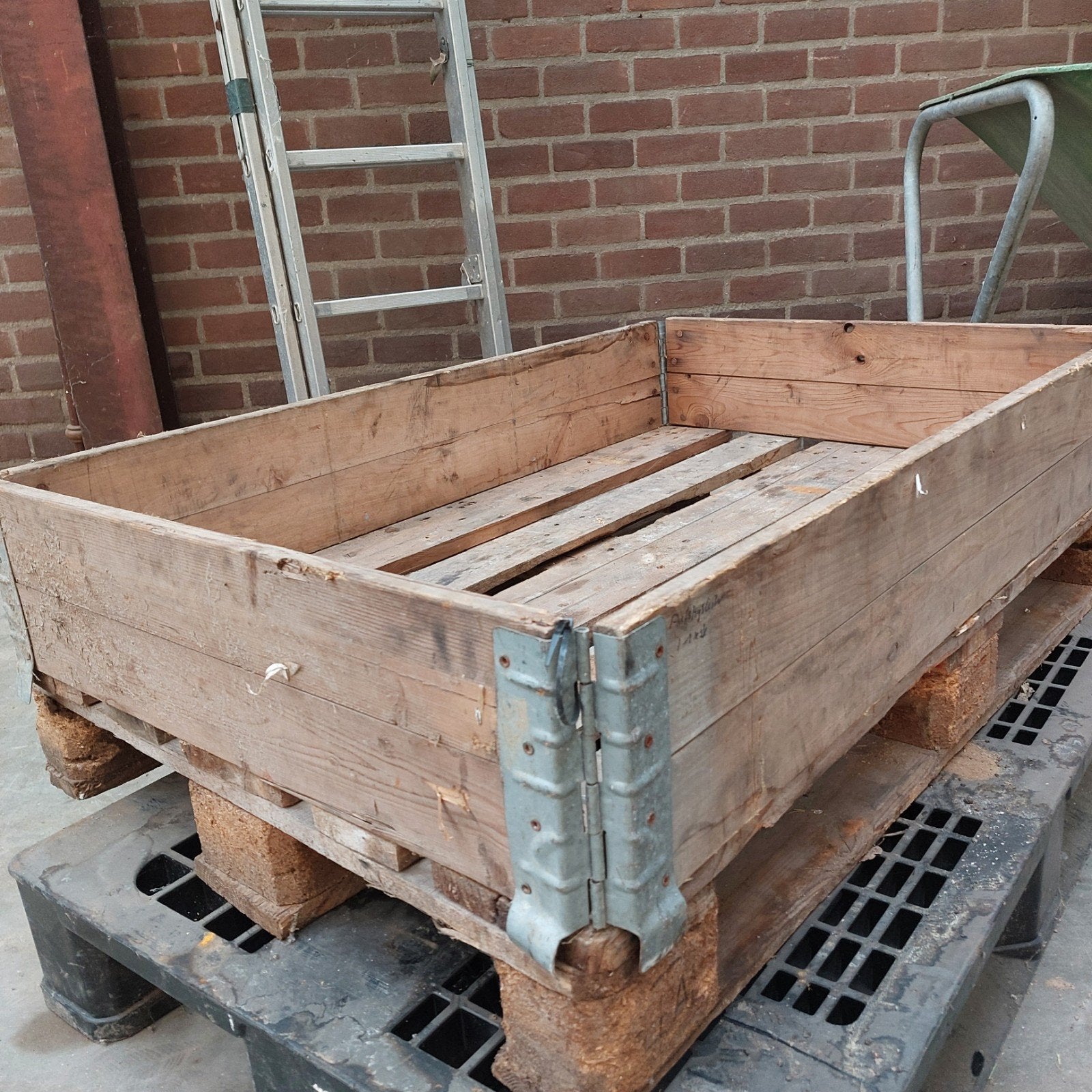 Pallet randen, Ophalen, Nieuw