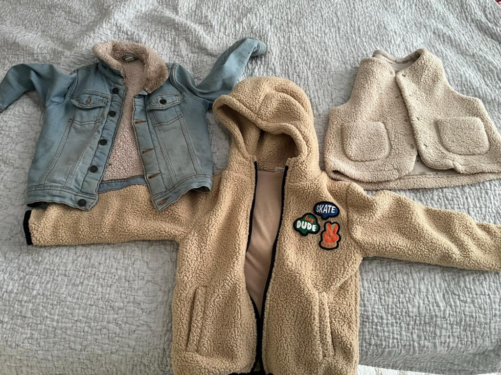 Leuke set: spijkerjasje, teddy jas en teddy bodywarmer, Ophalen of Verzenden, Gebruikt, Jongen of Meisje