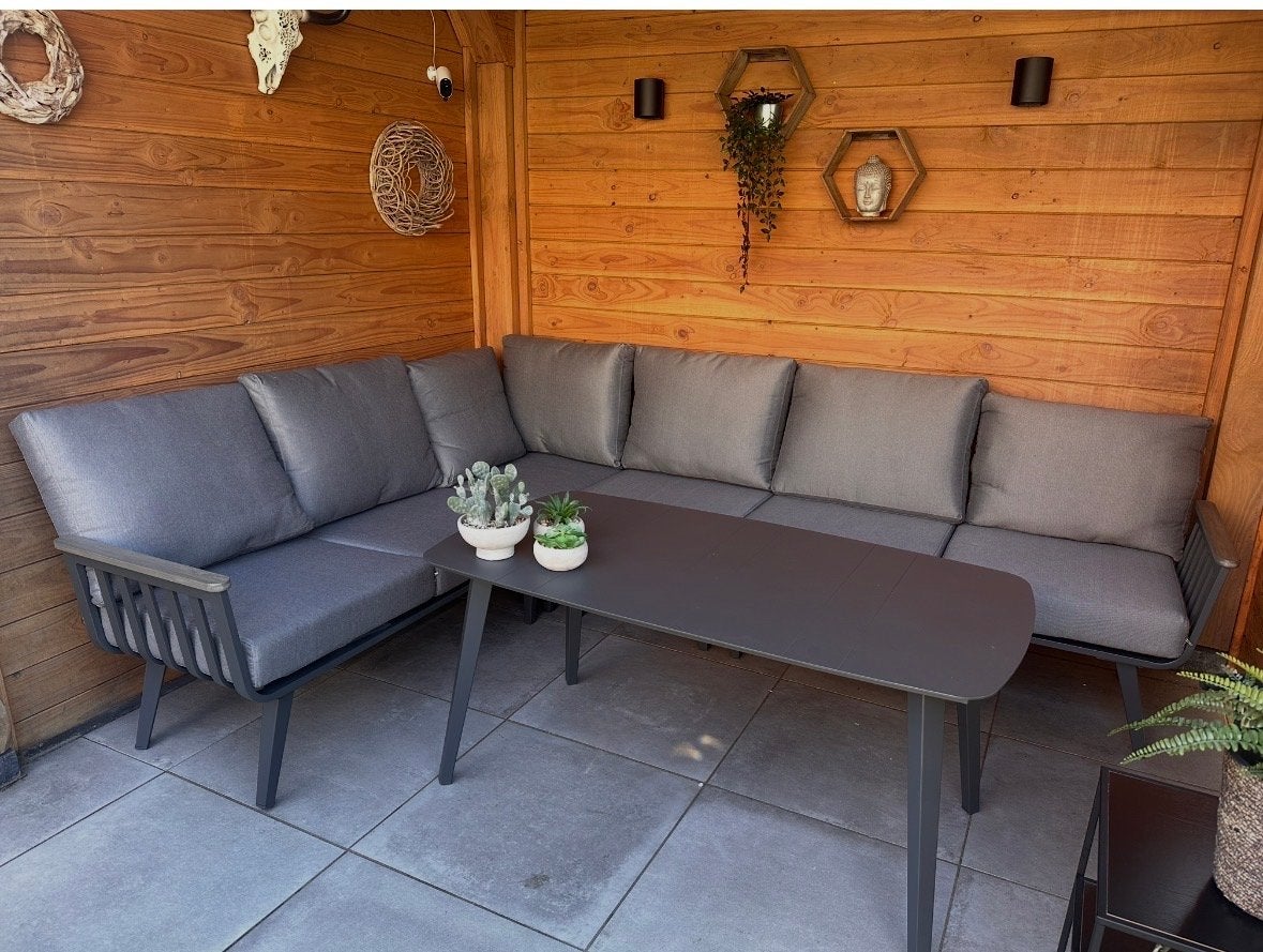 Moderne grijze lounge hoekset met aluminium frame en tafel, Ophalen, 5 zitplaatsen, Aluminium, Zo goed als nieuw