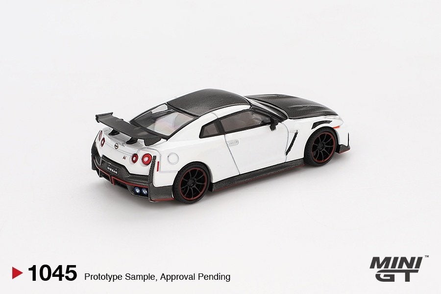 Mini GT 1:64 Nissan GTR (35) Nismo Brilliant white Pearl, -, Nieuw, Ophalen of Verzenden, -