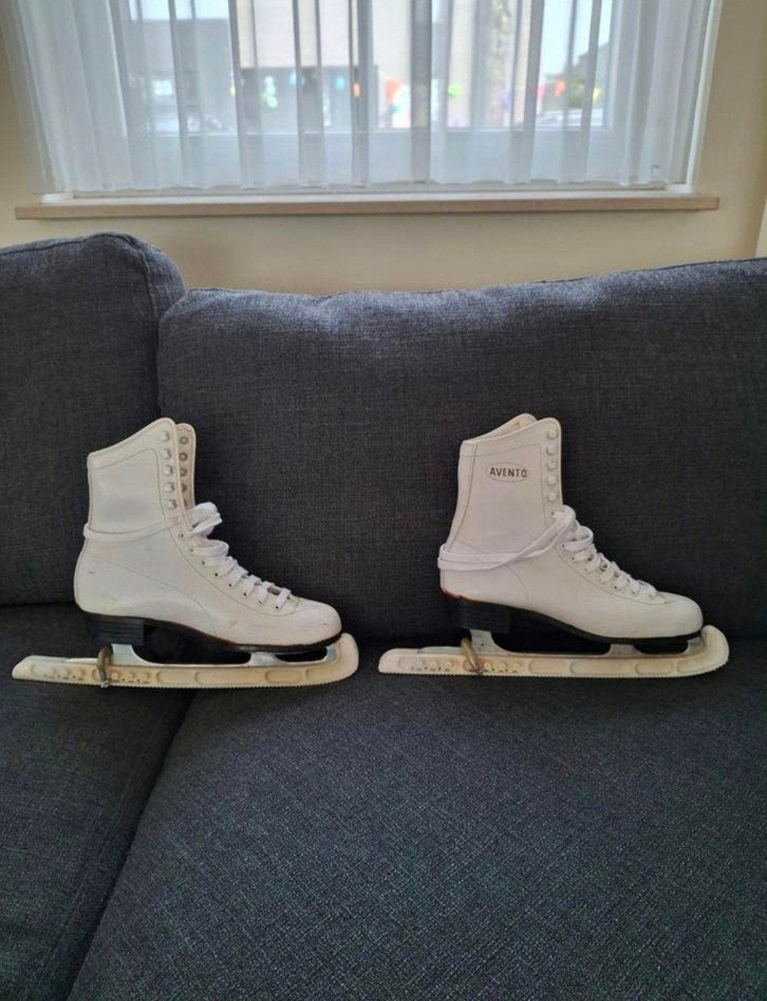 Witte kunstschaatsen maat 39, Gebruikt, Kunstschaatsen, Ophalen, Overige merken