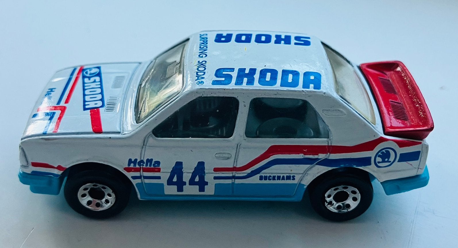 Matchbox Skoda 130 LR Rally schaal 1:57 mint staat uit 1986, Ophalen of Verzenden, Nieuw, Auto