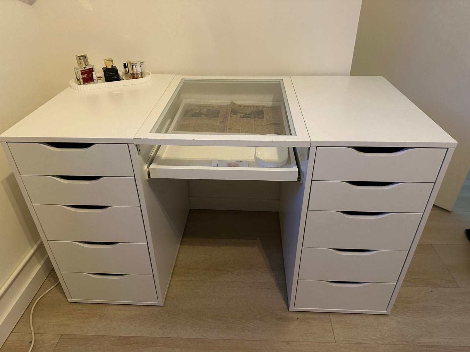 Makeup tafel/ vanity, Ophalen, Zo goed als nieuw, Wit, Gehele gezicht