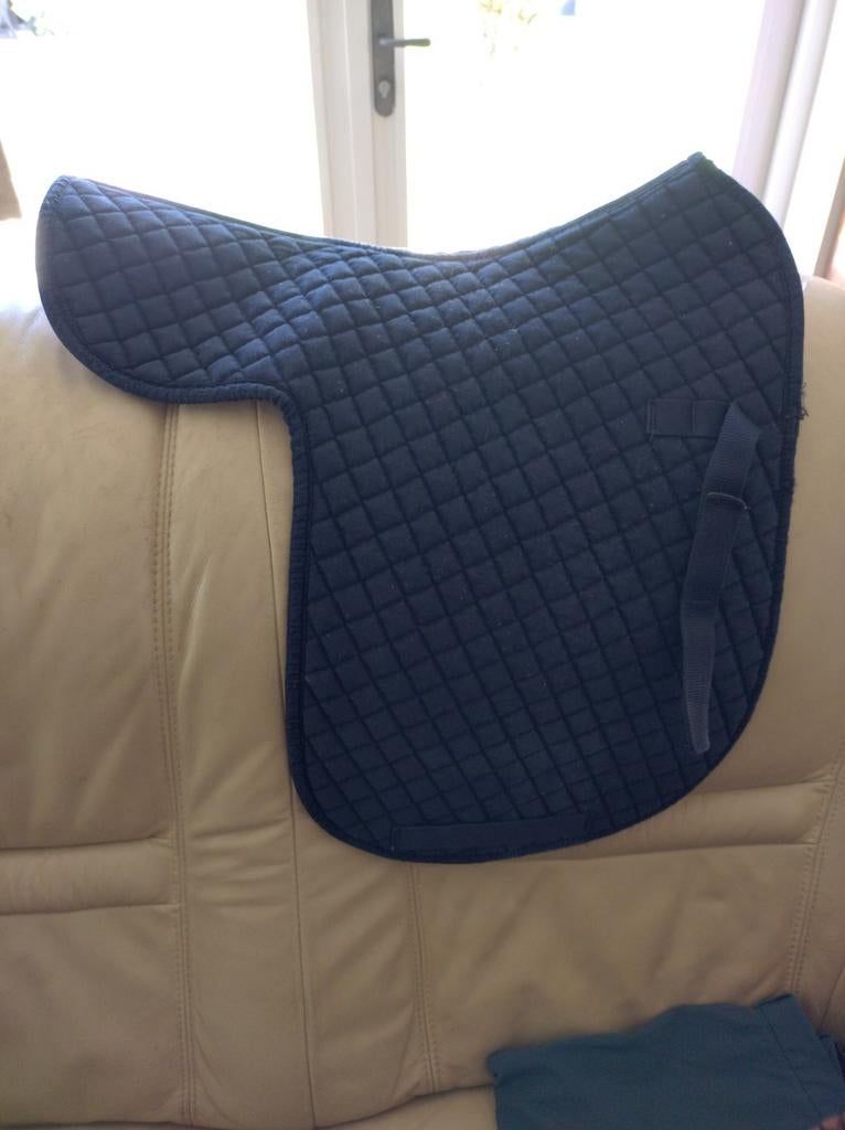 Kieffer zadeldekje paard dressuur dunker blauw, Dieren en Toebehoren, Paarden en Pony's | Dekens en Dekjes, Ophalen, Zo goed als nieuw