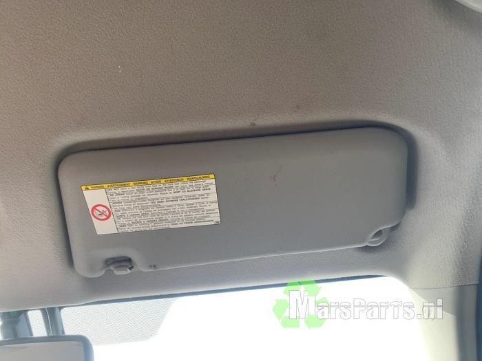Zonneklep van een Toyota IQ, Gebruikt, -, -, Ophalen of Verzenden