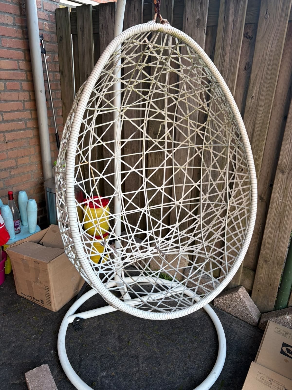 Witte hangstoel met standaard, Ophalen, Gebruikt, Wicker
