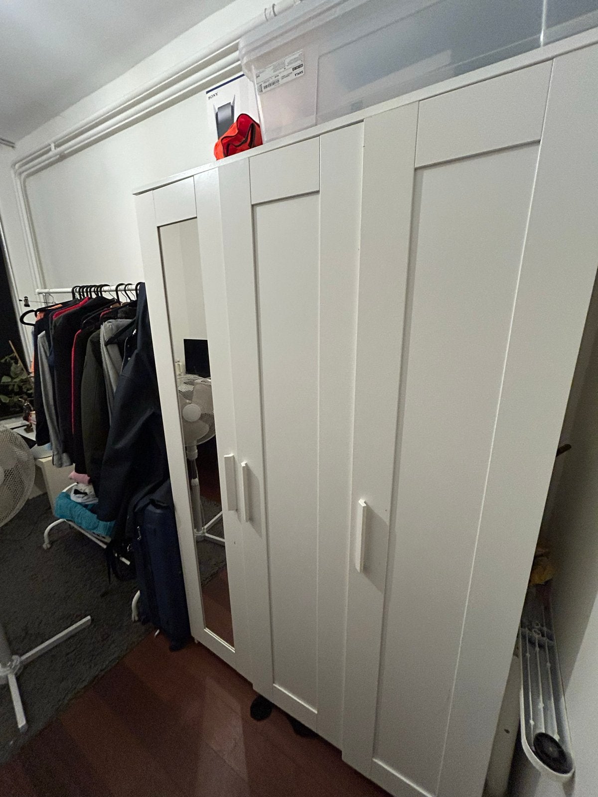 IKEA Brimnes kledingkast met 3 deuren - gratis af te halen, Huis en Inrichting, Ophalen, Gebruikt, 100 tot 150 cm, 200 cm of meer
