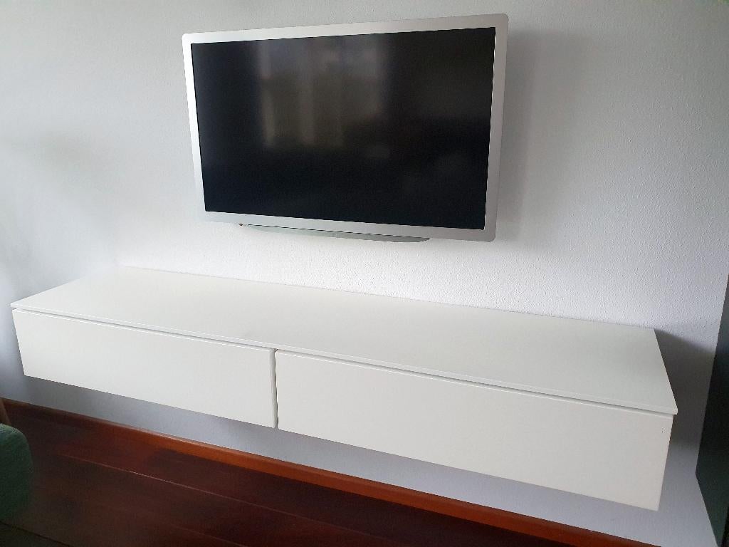 Hoogglans wit zwevend tv meubel 2 deurs design kast, Huis en Inrichting, Kasten | Televisiemeubels, Ophalen, Gebruikt, 150 tot 200 cm