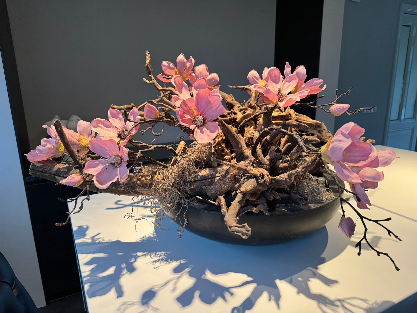 Hele grote schaal met zijde bloemen, Ophalen, Binnen, Roze, Overige materialen