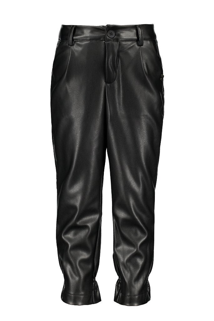 Nieuwe zwarte, vegan leather broek Madison152 (nu voor €15), Kinderen en Baby's, Broek, Meisje, Nieuw, Ophalen of Verzenden