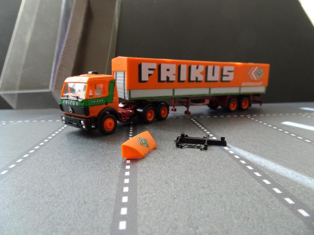 687 herpa mercedes sk frikus oostenrijk 1:87 truck trein, Ophalen of Verzenden, Zo goed als nieuw, Bus of Vrachtwagen, Herpa