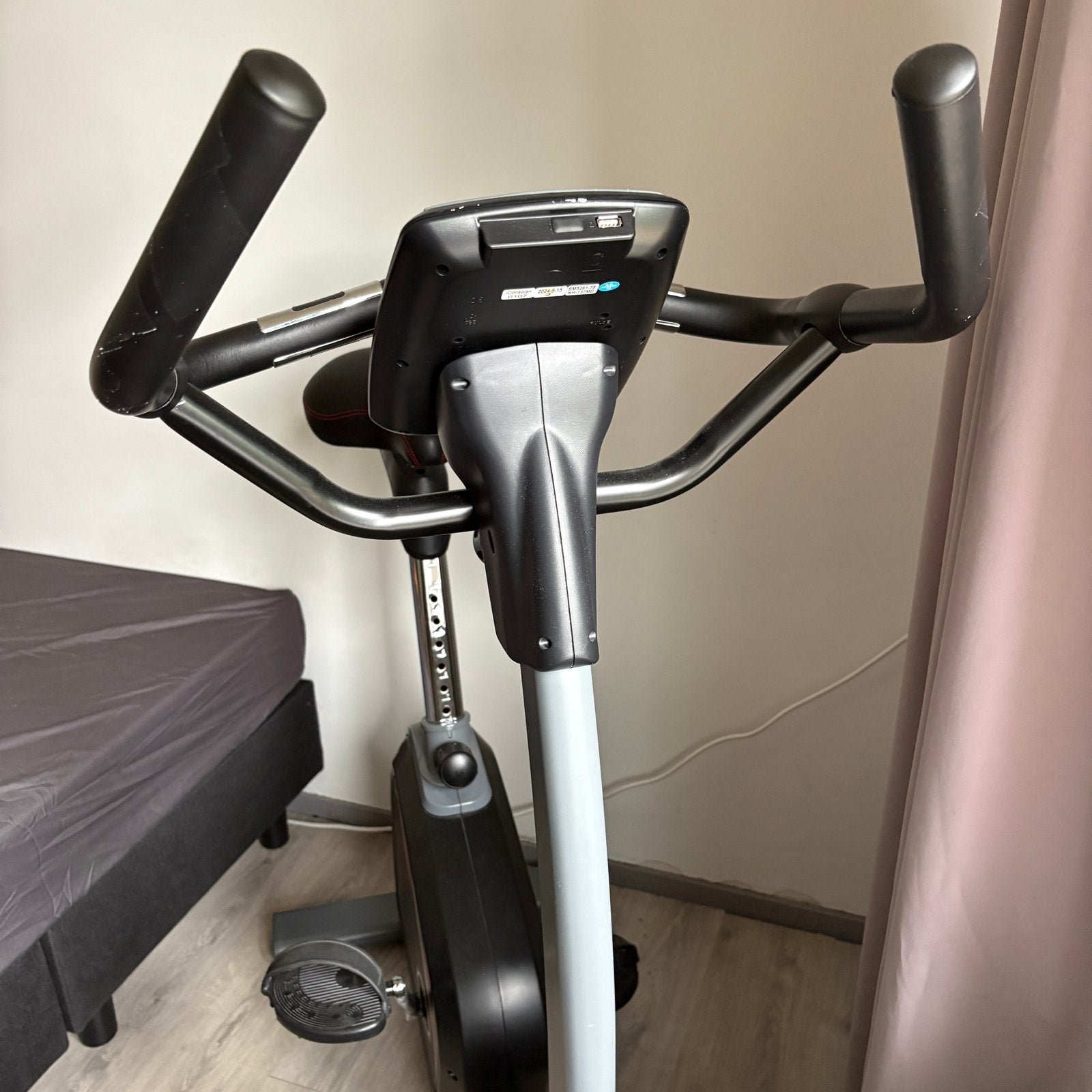 Flow Fitness Turner DHT2500i Hometrainer - Zo goed als nieuw, Ophalen, Zo goed als nieuw, Metaal, Benen
