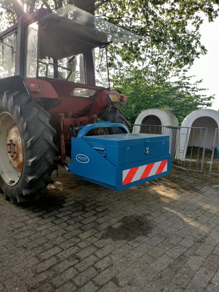 Ford bakje, Ophalen