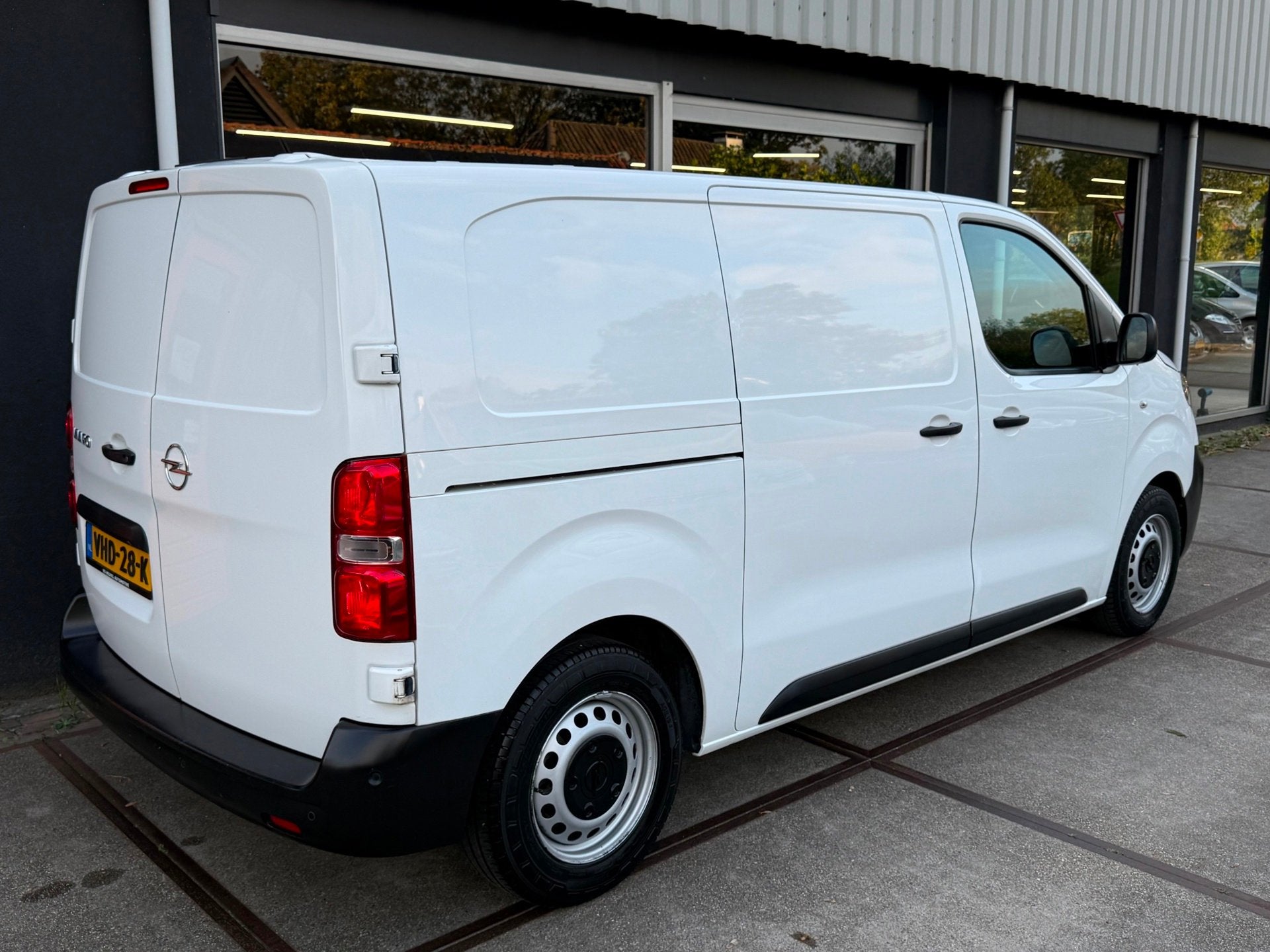 Opel Vivaro 1.5 CDTI L2H1 Edition 2020 Airco|EURO6|NAVI|NAP!, Auto's, 1556 kg, Gebruikt, Euro 6, 4 cilinders
