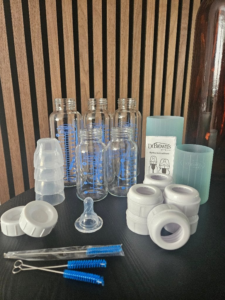 Dr. Brown’s glazen smalle halsflessen incl. toebehoren, Kinderen en Baby's, Babyvoeding en Toebehoren, Ophalen, Gebruikt, Babyfles
