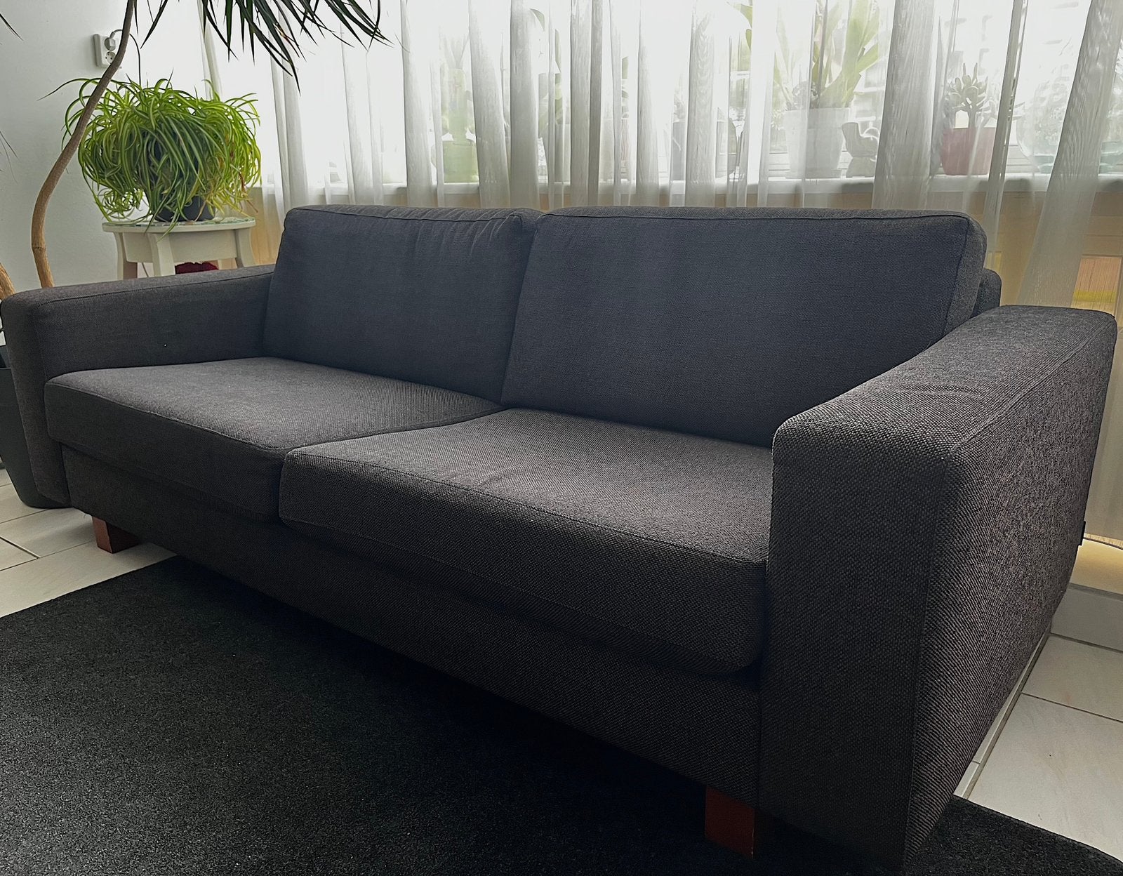 Onderhouden “kartell collection” bank, meteen ophalen!, Huis en Inrichting, Banken | Bankstellen, Gebruikt, Rechte bank, Driepersoons