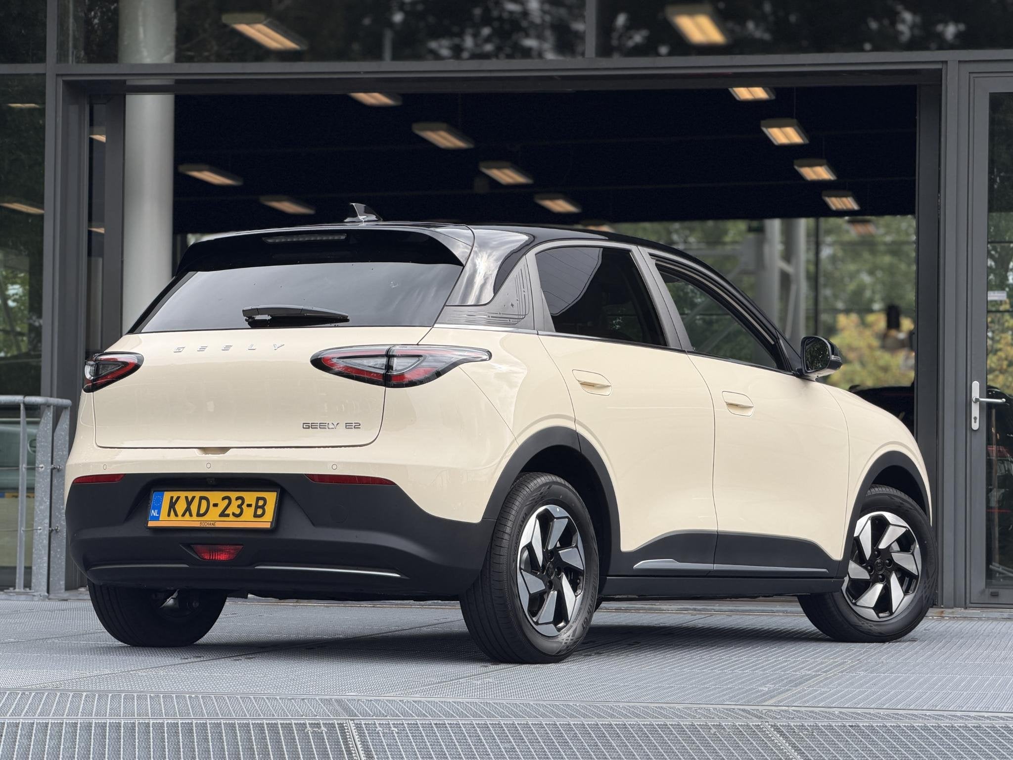 Geely E2 Ultra 47.14 kWh 116PK | DEMONSTRATIEAUTO, Auto's, Automaat, Achterwielaandrijving, 1340 kg, E2