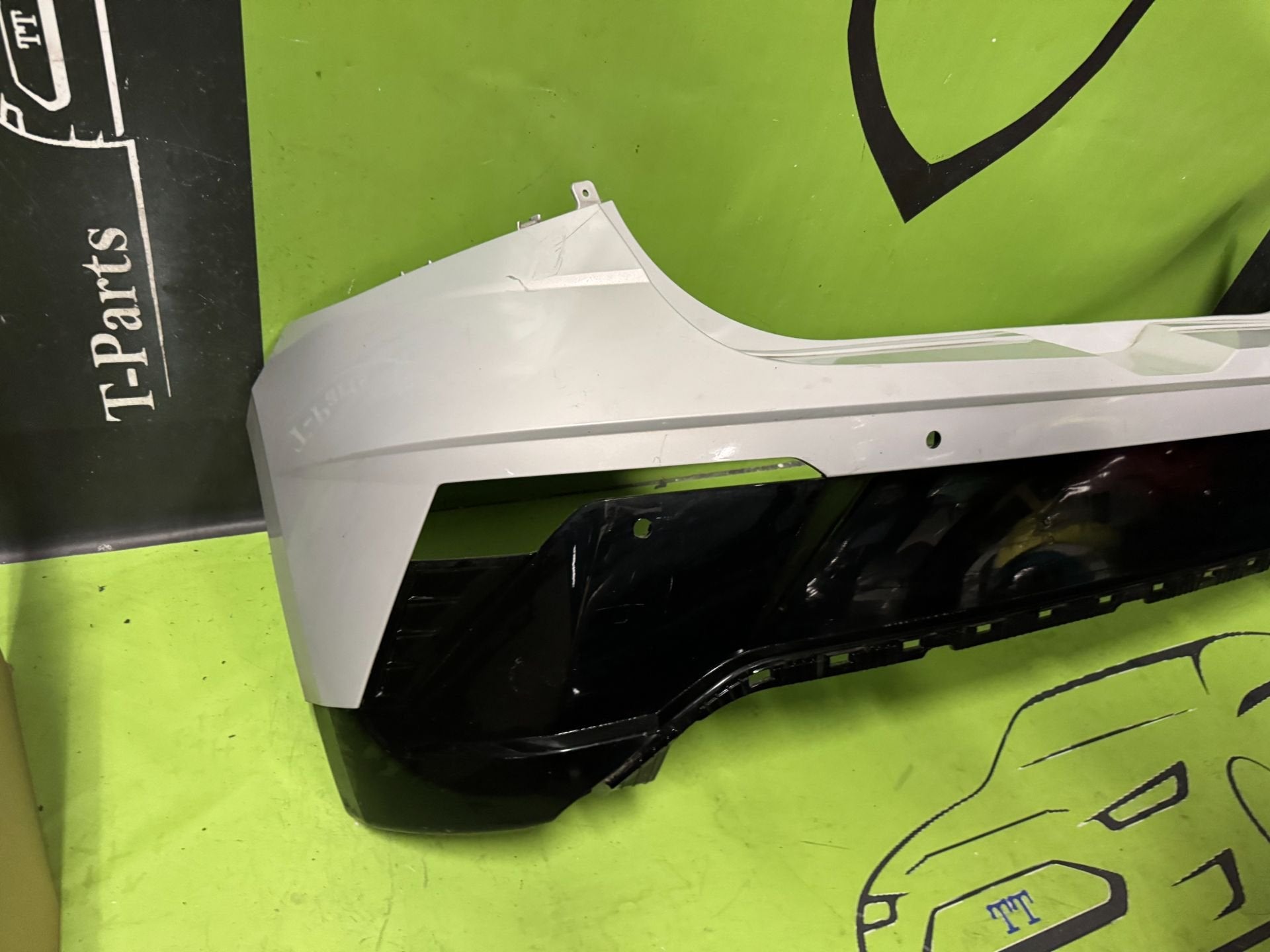 hyundai i20 achterbumper bumper 86611-Q0GA0, Heolleung-ro 12
06797  Seoul, Nieuw, Ophalen of Verzenden, Info@hyundai.com