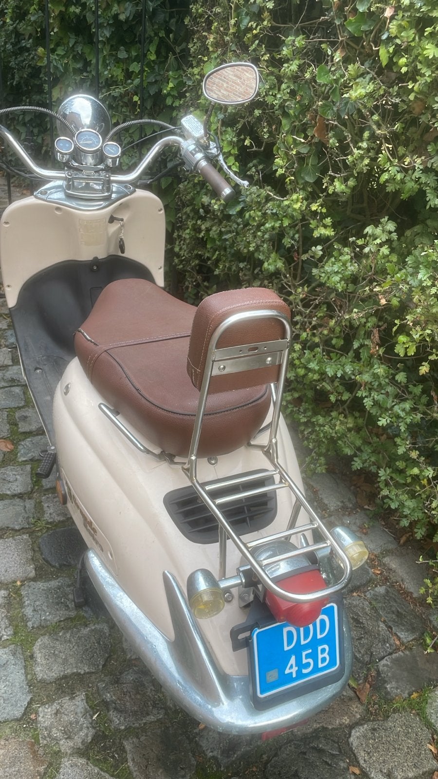 Leuke scooter met begrenzer, start altijd!, Fietsen en Brommers, Snorfietsen en Snorscooters, Gebruikt, Overige merken, Benzine