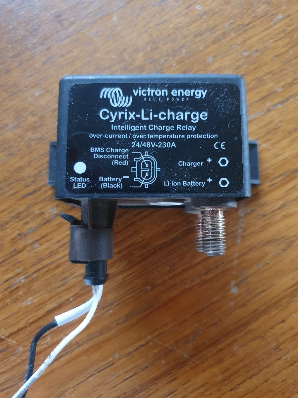 Victron Energy Cyrix-Li-charge 24/48V-230, Ophalen of Verzenden