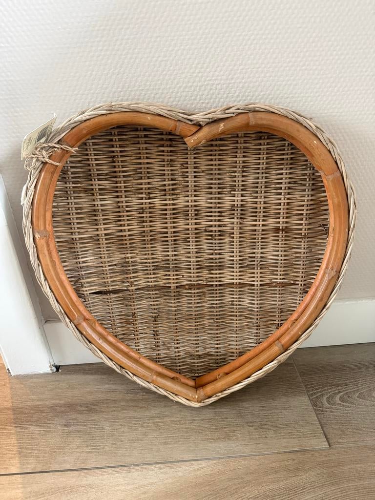Riviera Maison Hartvormige Schaal/Mand - Rotan, Schaal, Nieuw, Ophalen of Verzenden, Riet