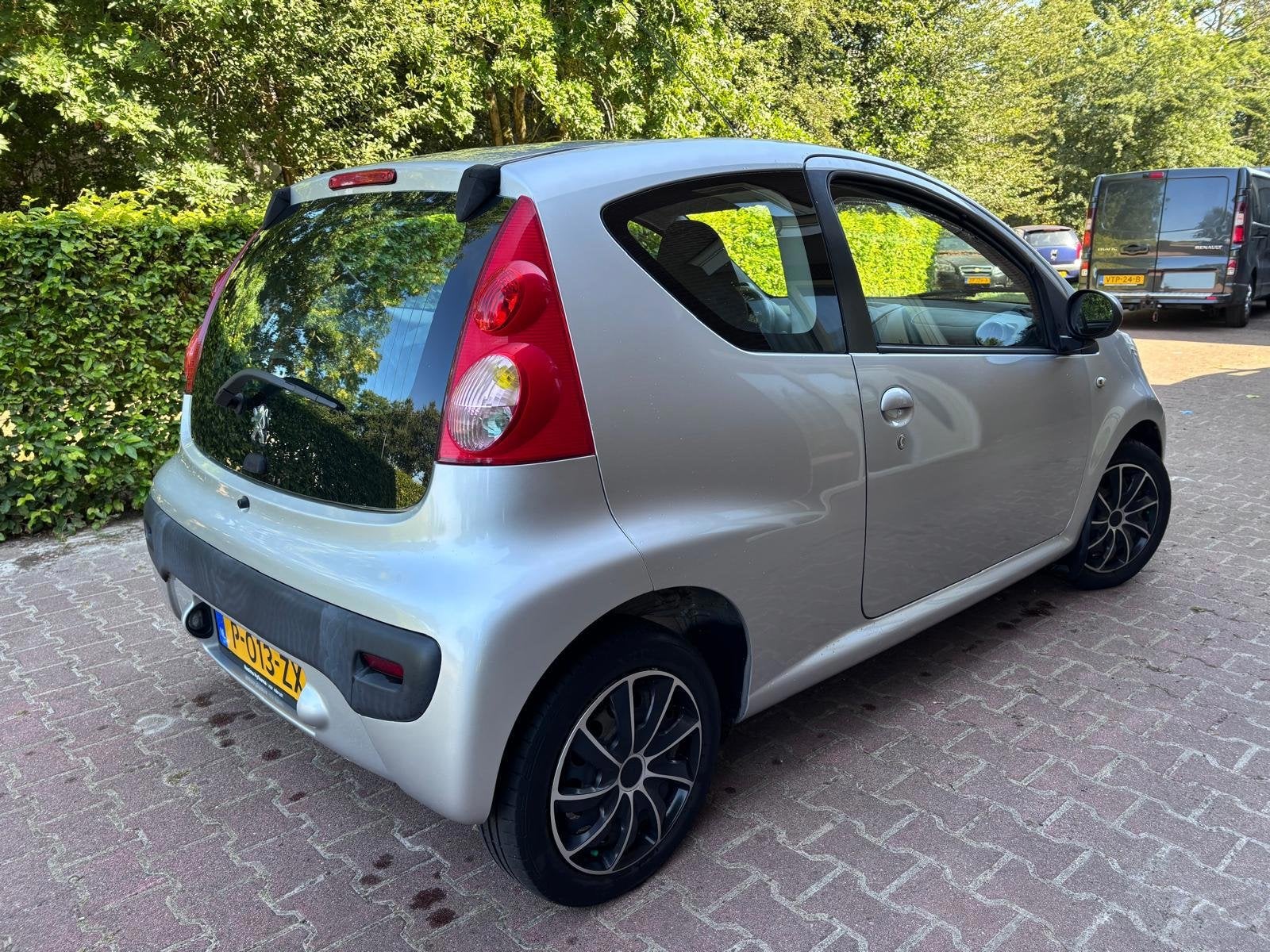 Peugeot 107 1.0-12V XR, Auto's, Voorwielaandrijving, Dealer onderhouden, Stof, Gebruikt