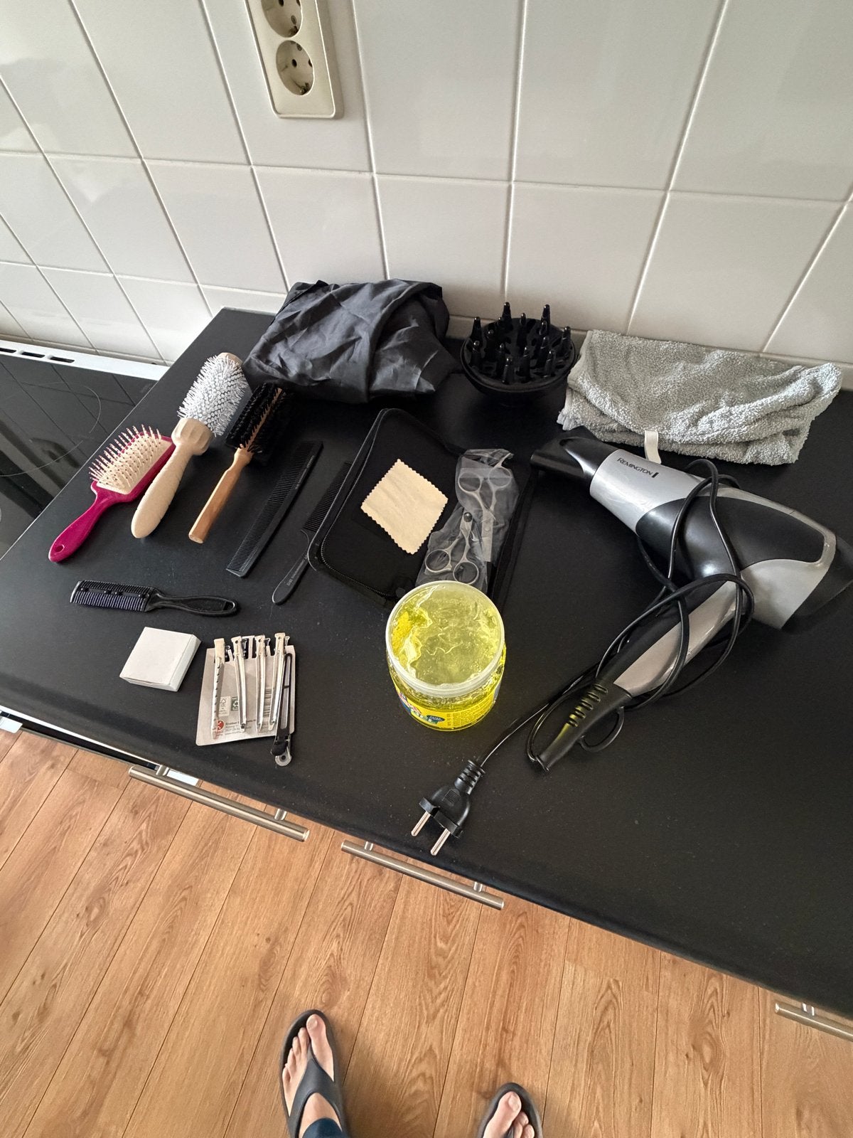 Complete haarverzorgingsset met föhn en accessoires, Ophalen, Zo goed als nieuw, Haarverzorging