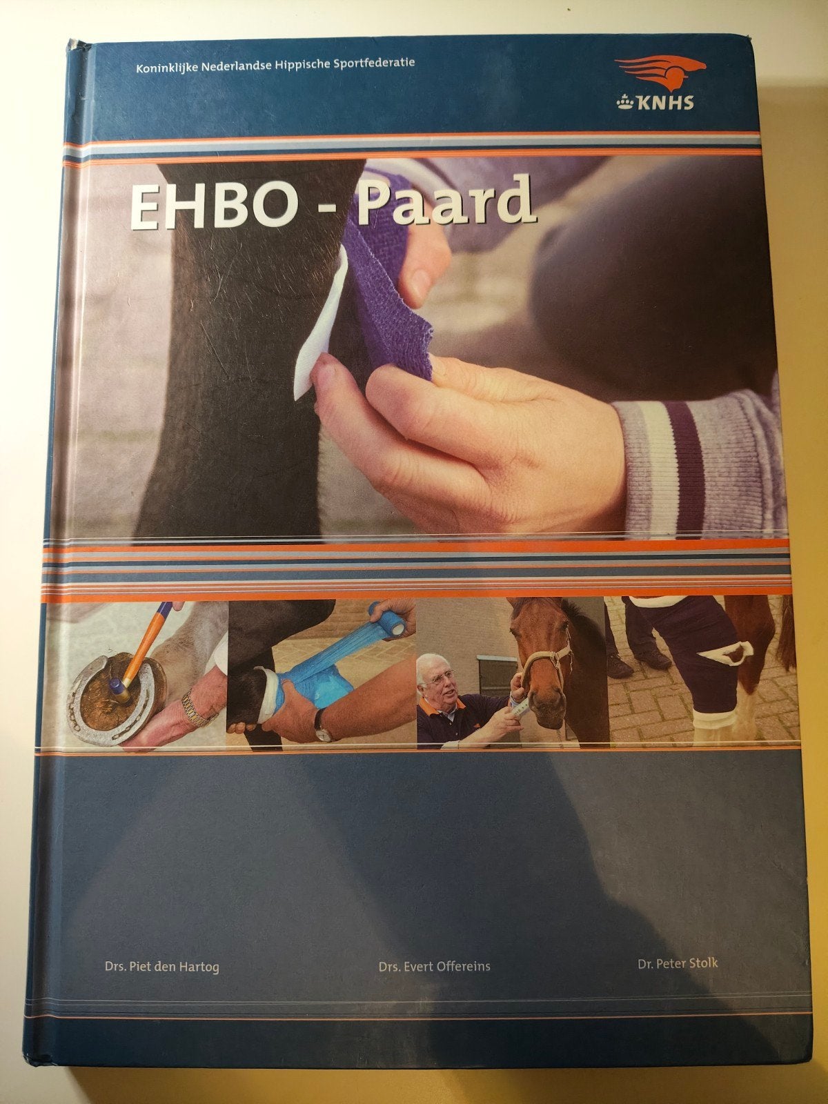 Piet den Hartog - EHBO-Paard, Boeken, Gelezen, Ophalen of Verzenden, Piet den Hartog; Evert Offereins; Peter Stolk, Paarden of Pony's