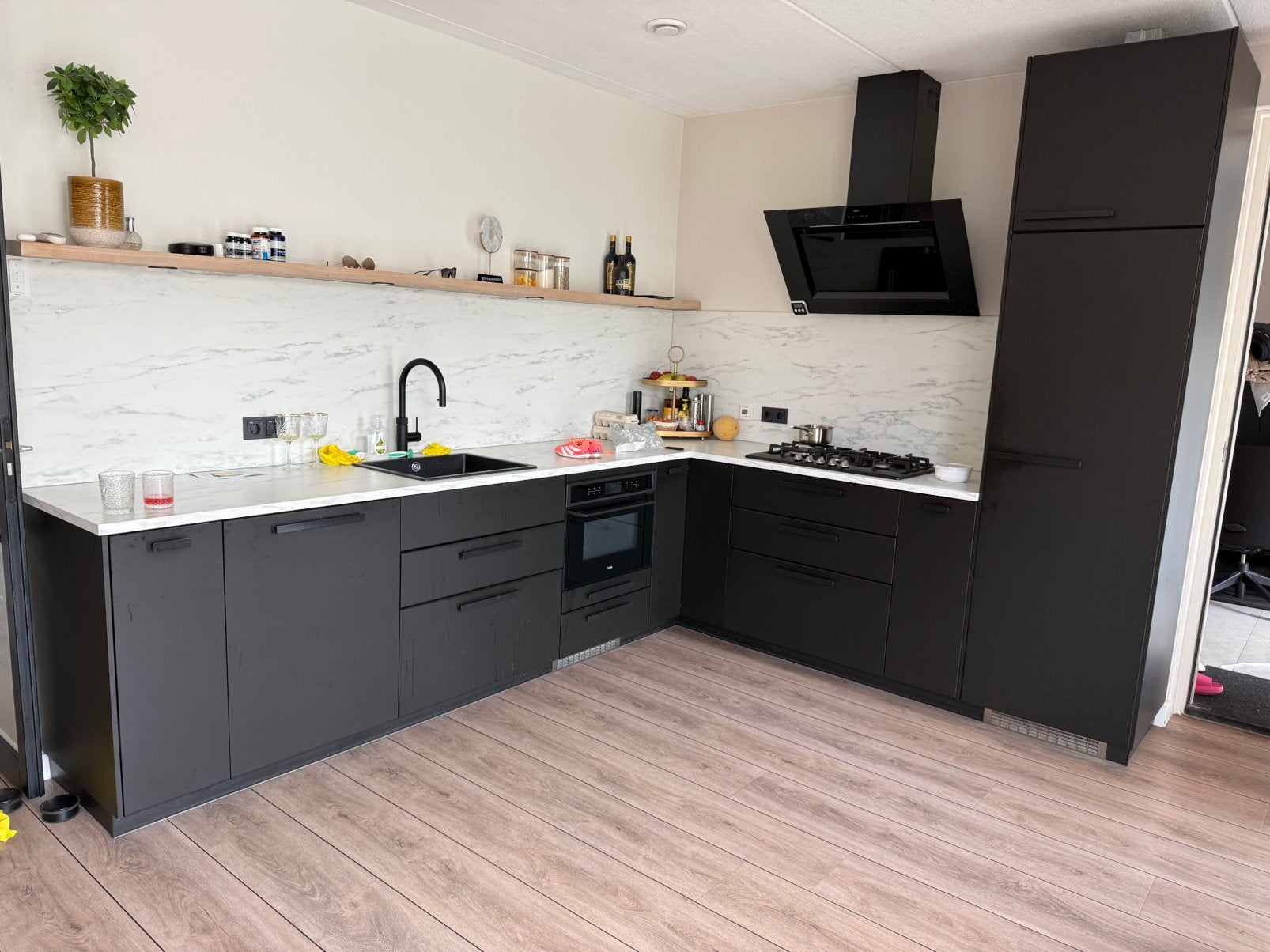 Kungsbacka fronten en zijpanelen complete keuken, Huis en Inrichting, Keuken | Keukenelementen, Ophalen, Zwart, 50 tot 100 cm