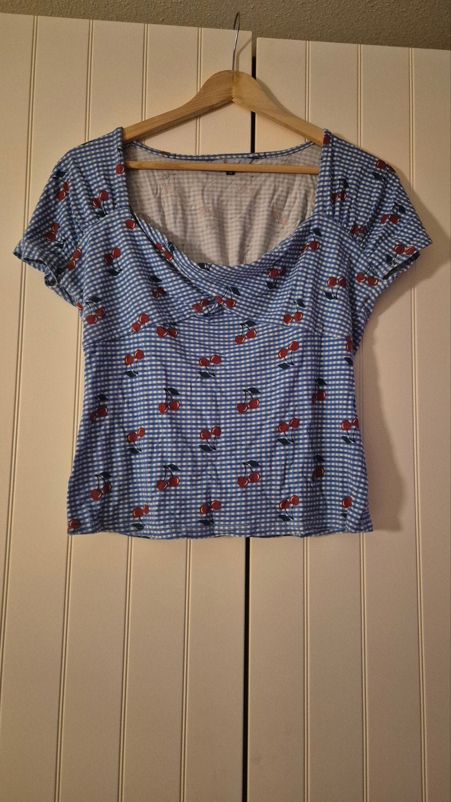 Korter model Banned Retro top met kersenprint, maat L, Blauw, Maat 42/44 (L), Ophalen of Verzenden, Banned Retro