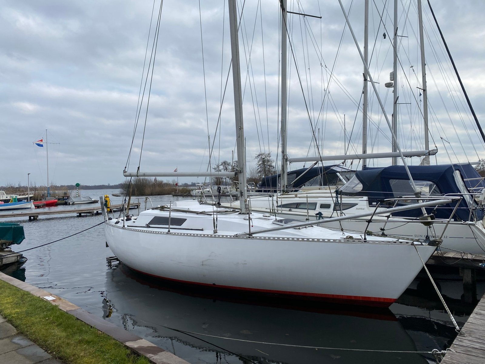 Beneteau First 30, 9 m, Gebruikt, Binnenboordmotor, Tourjacht of cruiser